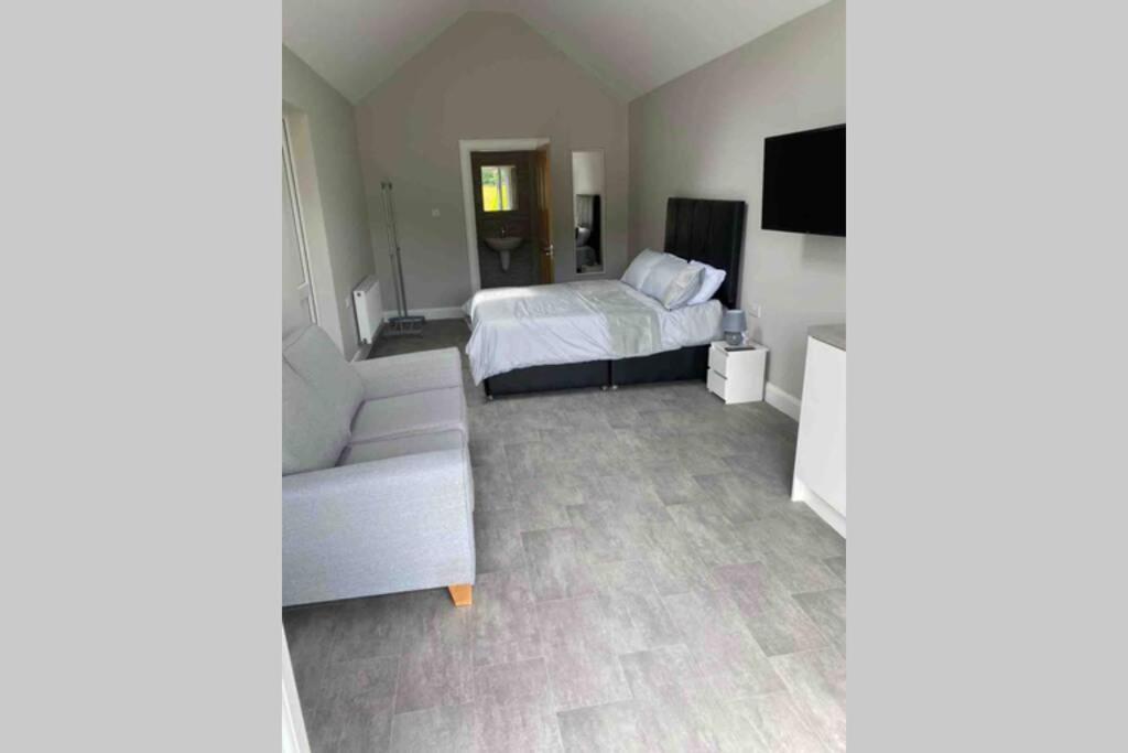 The Forest Chalet - Stunning Studio Apartment Ballycastle Luaran gambar